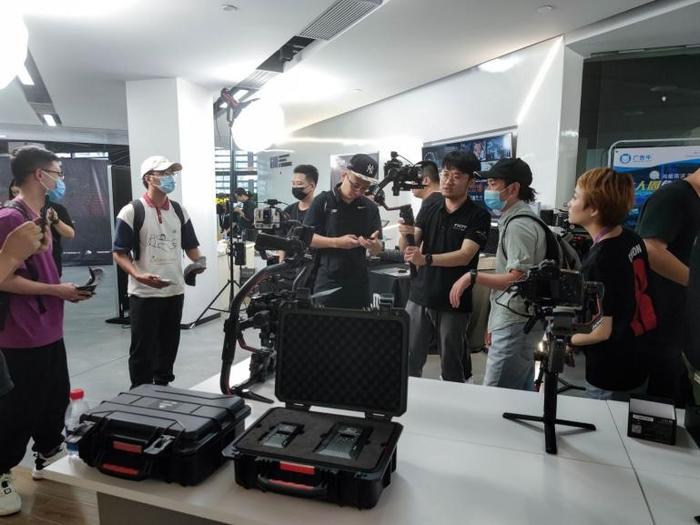 光影為媒，技術(shù)為翼——東正光學(xué)與廣告牛影視技術(shù)沙龍成功舉辦